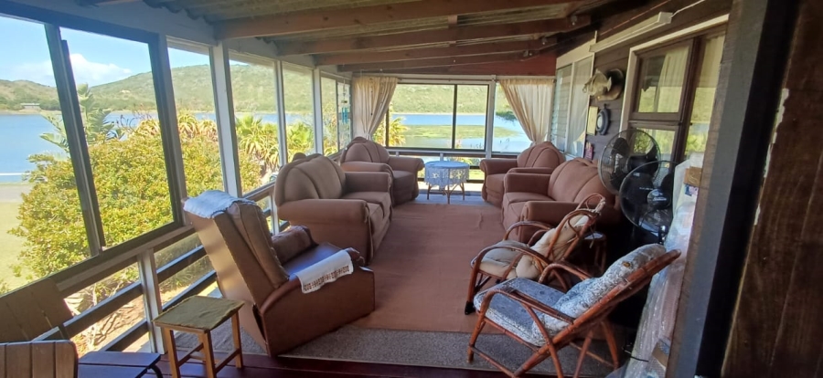 5 Bedroom Property for Sale in The Island Western Cape